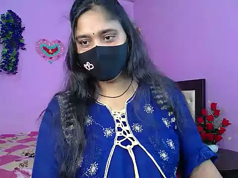 Snapshot of Hot_Maleka chatting on 03/19/26, 01:42 Hot Maleka online show from 03/19/26, 01:42