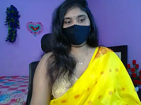 Snapshot of Hot_Maleka chatting on 04/09/26, 04:45 Hot Maleka online show from 04/09/26, 04:45