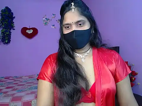 Snapshot of Hot_Maleka chatting on 05/10/26, 04:34 Hot Maleka online show from 05/10/26, 04:34