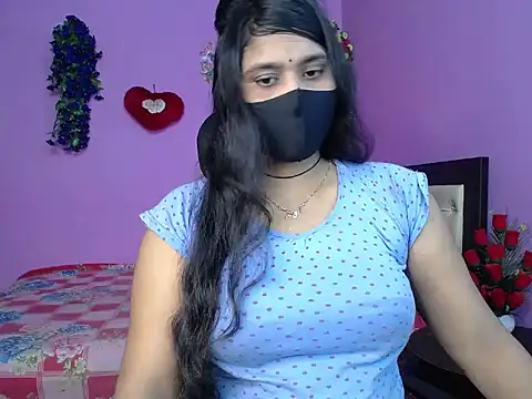 Snapshot of Hot_Maleka chatting on 05/21/26, 04:58 Hot Maleka online show from 05/21/26, 04:58