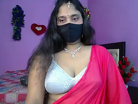 Snapshot of Hot_Maleka chatting on 05/23/26, 04:55 Hot Maleka online show from 05/23/26, 04:55