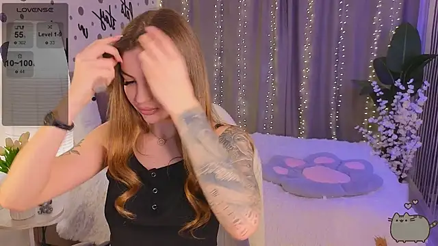 Annaa Banana online show from 02/15/25, 01:10