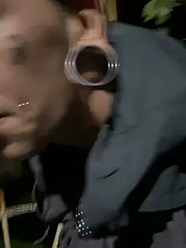 Snapshot of Seebohm1111 chatting on 03/12/25, 02:30 Seebohm1111 online show from 03/12/25, 02:30