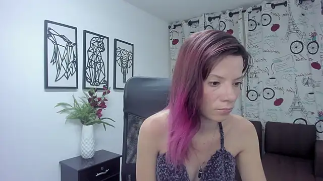 DanaaRey online show from 02/19/25, 11:28