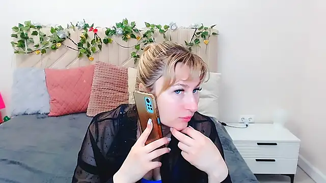 Incredible Ariela online show from 04/09/26, 07:58