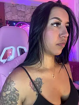 Tamara Roberts1 online show from 12/21/25, 02:30