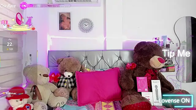 Snapshot of charlotteone chatting on 03/02/25, 03:16 charlotteone online show from 03/02/25, 03:16