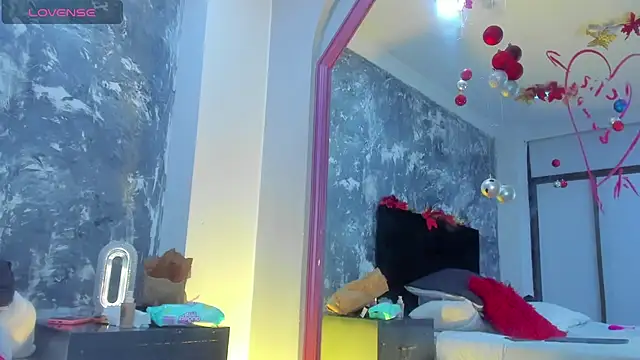 Snapshot of AuroraRojas chatting on 01/08/25, 07:24 AuroraRojas online show from 01/08/25, 07:24