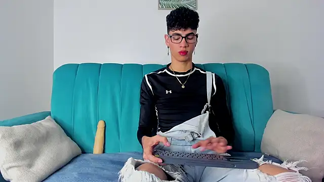 NeoRaptis online show from 01/17/25, 07:49