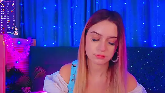 AlinaWalters online show from 12/14/25, 08:35