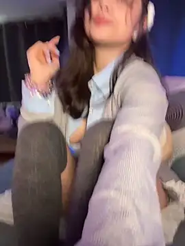 Snapshot of JessieCarter chatting on 11/06/25, 04:24 JessieCarter online show from 11/06/25, 04:24