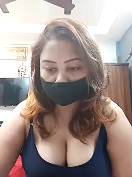 Cute-mona online show from 12/17/25, 10:43