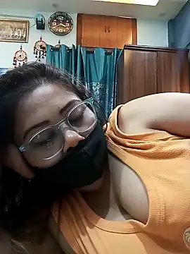 Cute-mona online show from 03/13/26, 10:05