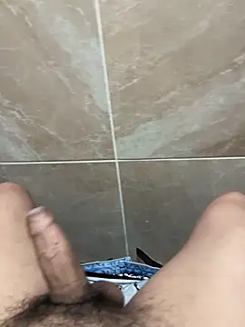 Snapshot of Brianmayers7 chatting on 10/22/25, 08:52 Brianmayers7 online show from 10/22/25, 08:52