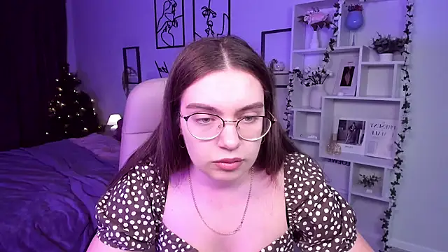 Snapshot of DaniellaLovely chatting on 01/07/25, 11:37 DaniellaLovely online show from 01/07/25, 11:37