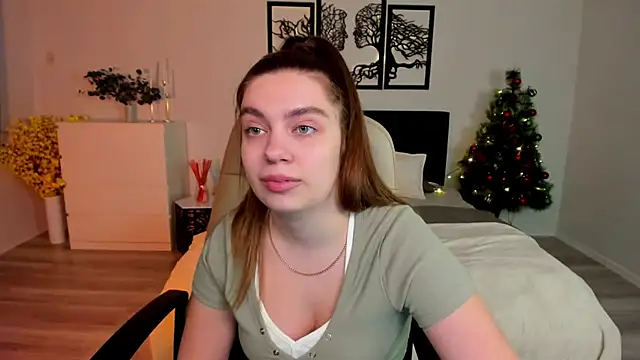 Snapshot of DaniellaLovely chatting on 01/23/25, 02:17 DaniellaLovely online show from 01/23/25, 02:17