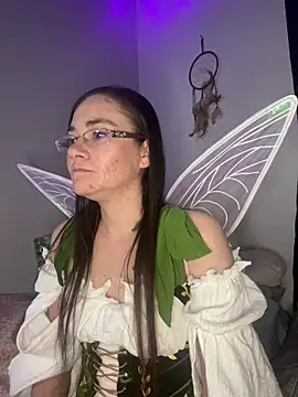 Snapshot of Cutebitch@xh chatting on 04/24/26, 02:03 Cutebitchxh online show from 04/24/26, 02:03
