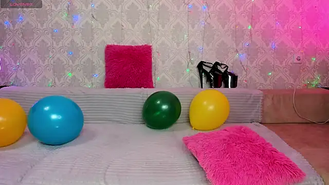 Megan Black Moon online show from 02/09/25, 06:43