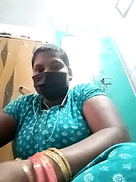 Snapshot of kavinila20 chatting on 01/07/25, 12:52 kavinila20 online show from 01/07/25, 12:52