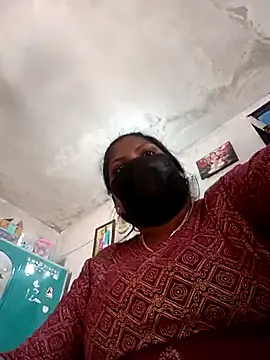 Snapshot of kavinila20 chatting on 02/16/25, 06:21 kavinila20 online show from 02/16/25, 06:21