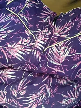 Snapshot of kavinila20 chatting on 09/28/25, 11:48 kavinila20 online show from 09/28/25, 11:48