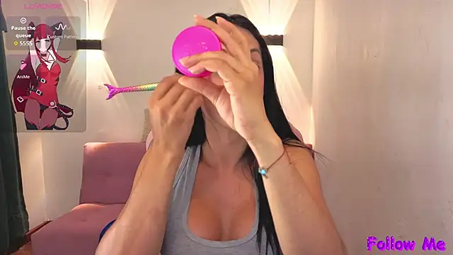 Snapshot of vittorialombardi__ chatting on 02/10/26, 07:01 vittorialombardi online show from 02/10/26, 07:01