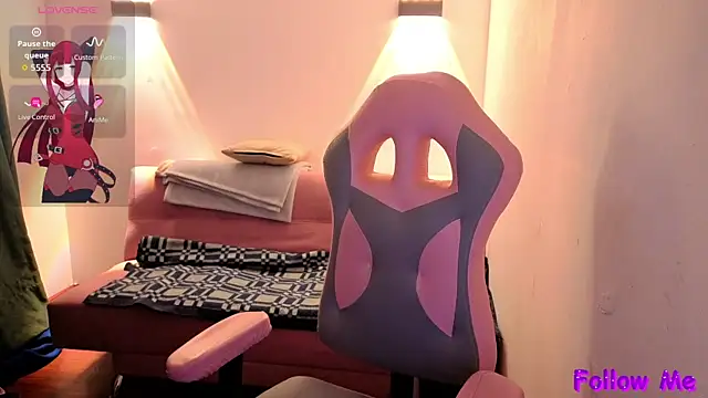 vittorialombardi   online show from 03/22/26, 07:12