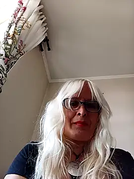 Rousmk1 online show from 01/15/25, 02:02