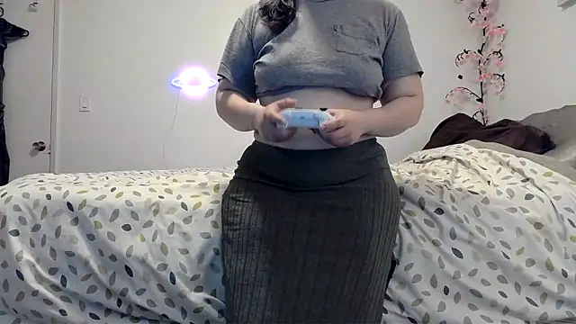 Snapshot of Kittyymaze1 chatting on 05/19/26, 12:38 Kittyymaze1 online show from 05/19/26, 12:38