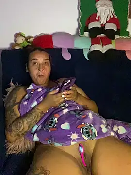 Snapshot of Cafeziitha02 chatting on 11/14/25, 07:29 Cafeziitha02 online show from 11/14/25, 07:29