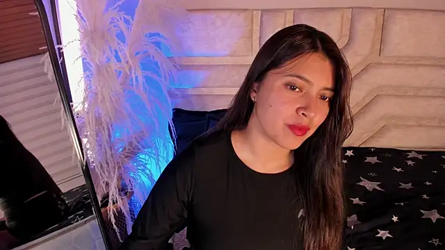 Snapshot of Rebeca_Williams_ chatting on 01/07/25, 11:14 Rebeca Williams online show from 01/07/25, 11:14