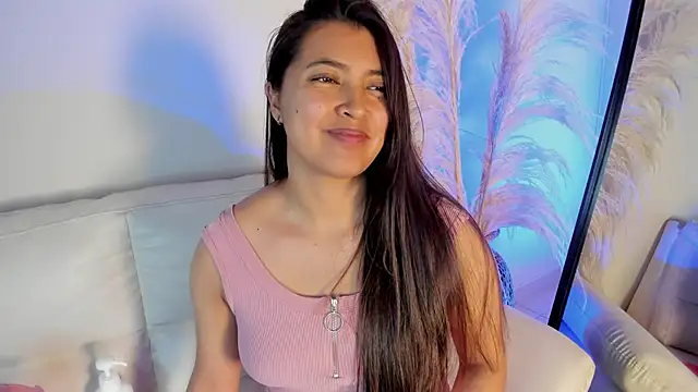 Snapshot of Rebeca_Williams_ chatting on 01/15/25, 03:43 Rebeca Williams online show from 01/15/25, 03:43