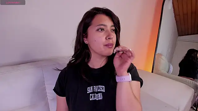 Rebeca Williams  online show from 10/27/25, 11:58