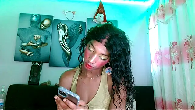 Snapshot of Maidi_ chatting on 02/12/25, 01:37 Maidi online show from 02/12/25, 01:37