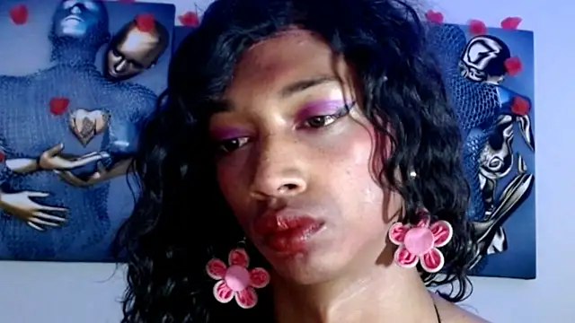 Snapshot of Maidi_ chatting on 02/23/25, 04:35 Maidi online show from 02/23/25, 04:35