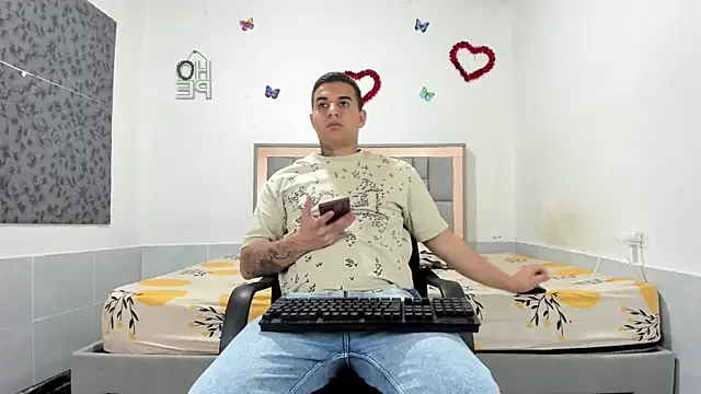 simookeler online show from 11/14/25, 07:23