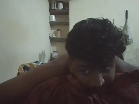 Snapshot of heartless__95 chatting on 06/11/26, 04:16 heartless 95 online show from 06/11/26, 04:16