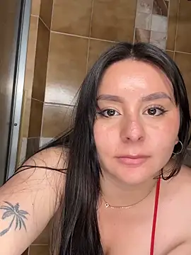 EmaJames25 online show from 04/16/26, 09:39