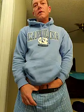 Snapshot of Bigtater1999 chatting on 12/05/24, 02:20 Bigtater1999 online show from 12/05/24, 02:20