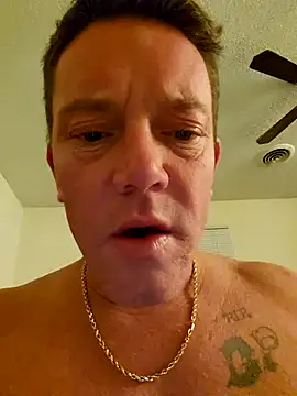 Snapshot of Bigtater1999 chatting on 12/27/24, 12:39 Bigtater1999 online show from 12/27/24, 12:39