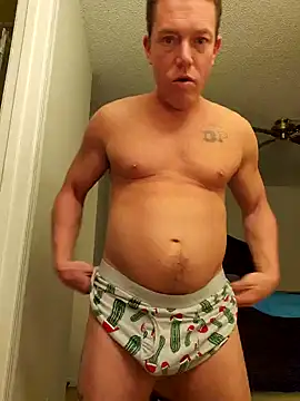 Snapshot of Bigtater1999 chatting on 12/31/24, 11:06 Bigtater1999 online show from 12/31/24, 11:06