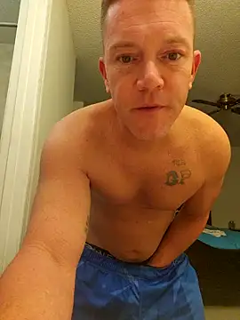 Snapshot of Bigtater1999 chatting on 10/02/25, 01:34 Bigtater1999 online show from 10/02/25, 01:34