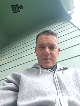 Snapshot of Bigtater1999 chatting on 11/01/25, 09:17 Bigtater1999 online show from 11/01/25, 09:17