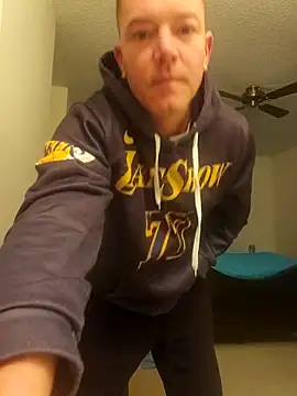 Snapshot of Bigtater1999 chatting on 12/14/25, 02:55 Bigtater1999 online show from 12/14/25, 02:55