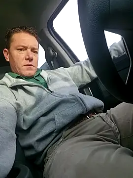 Bigtater1999 online show from 02/18/26, 01:29