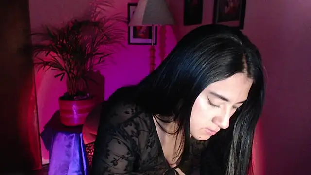 bunnyemilyrose36 online show from 02/08/26, 07:56