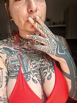 lizzardqueeen online show from 01/14/26, 01:50