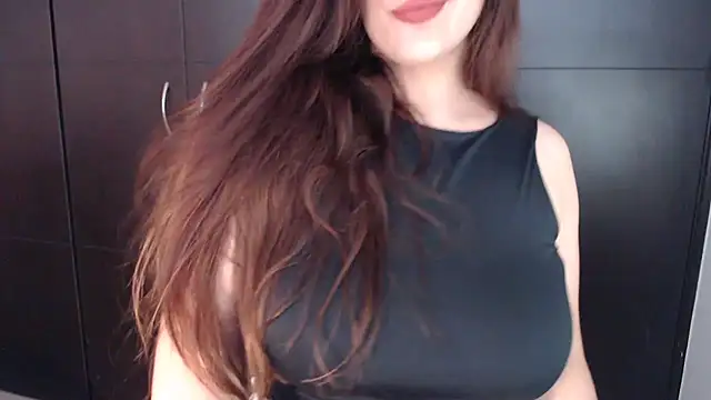 AdharaLujan online show from 11/12/25, 07:46