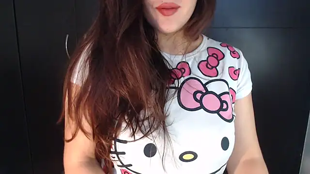 AdharaLujan online show from 02/06/26, 01:03