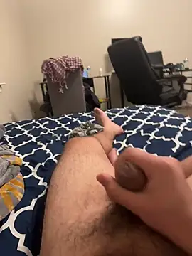 Snapshot of aunny7964 chatting on 12/04/24, 06:11 aunny7964 online show from 12/04/24, 06:11